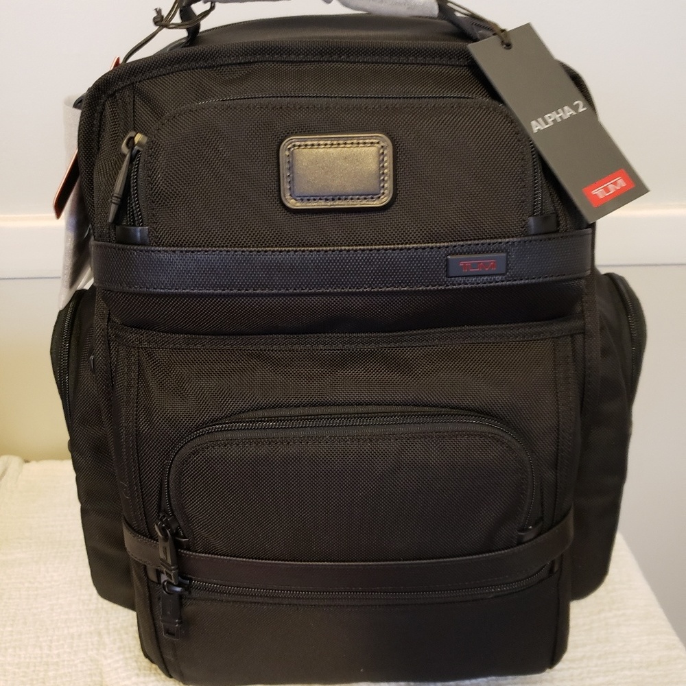 NWT TUMI Alpha 2 T-Pass Business Class Brief Pack